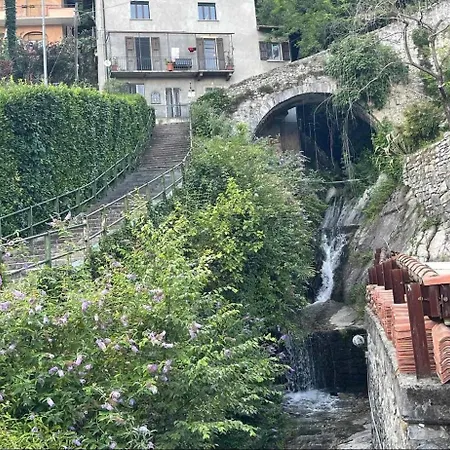 House Within Walking Distance Of The Apartment *