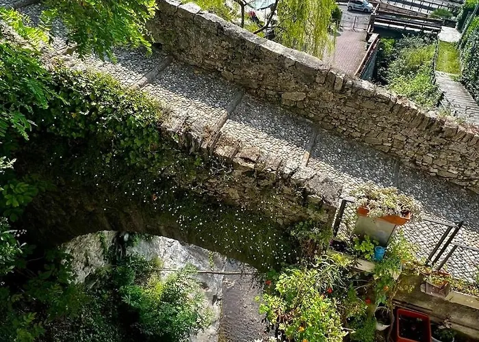 דירה House Within Walking Distance Of The