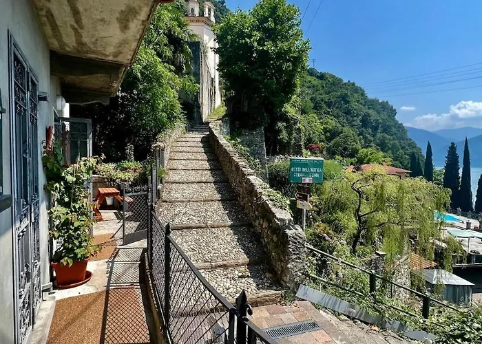 House Within Walking Distance Of The Menaggio