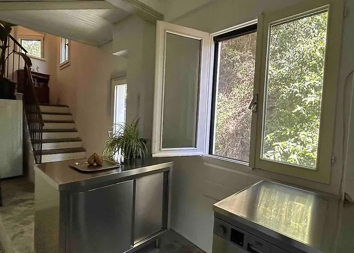 Appartement House Within Walking Distance Of The