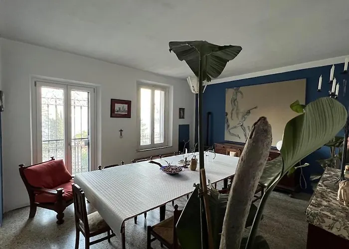 アパート House Within Walking Distance Of The *