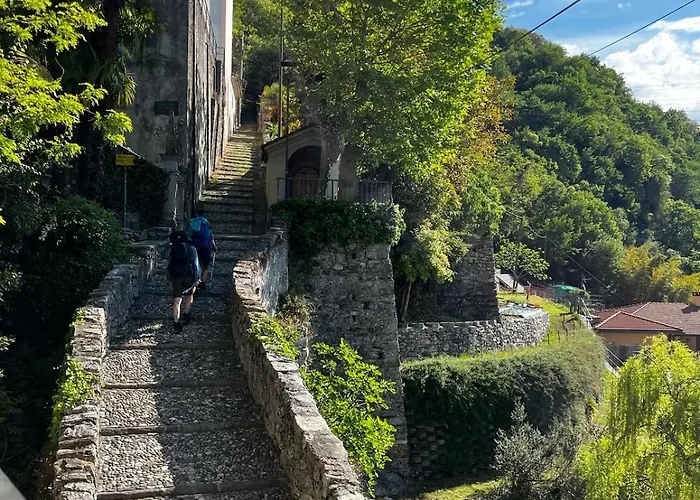 House Within Walking Distance Of The Appartement Menaggio