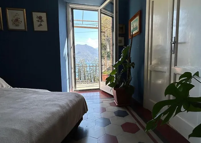 House Within Walking Distance Of The メナッジョ