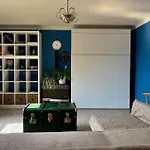 House Within Walking Distance Of The * Μενάτζιο
